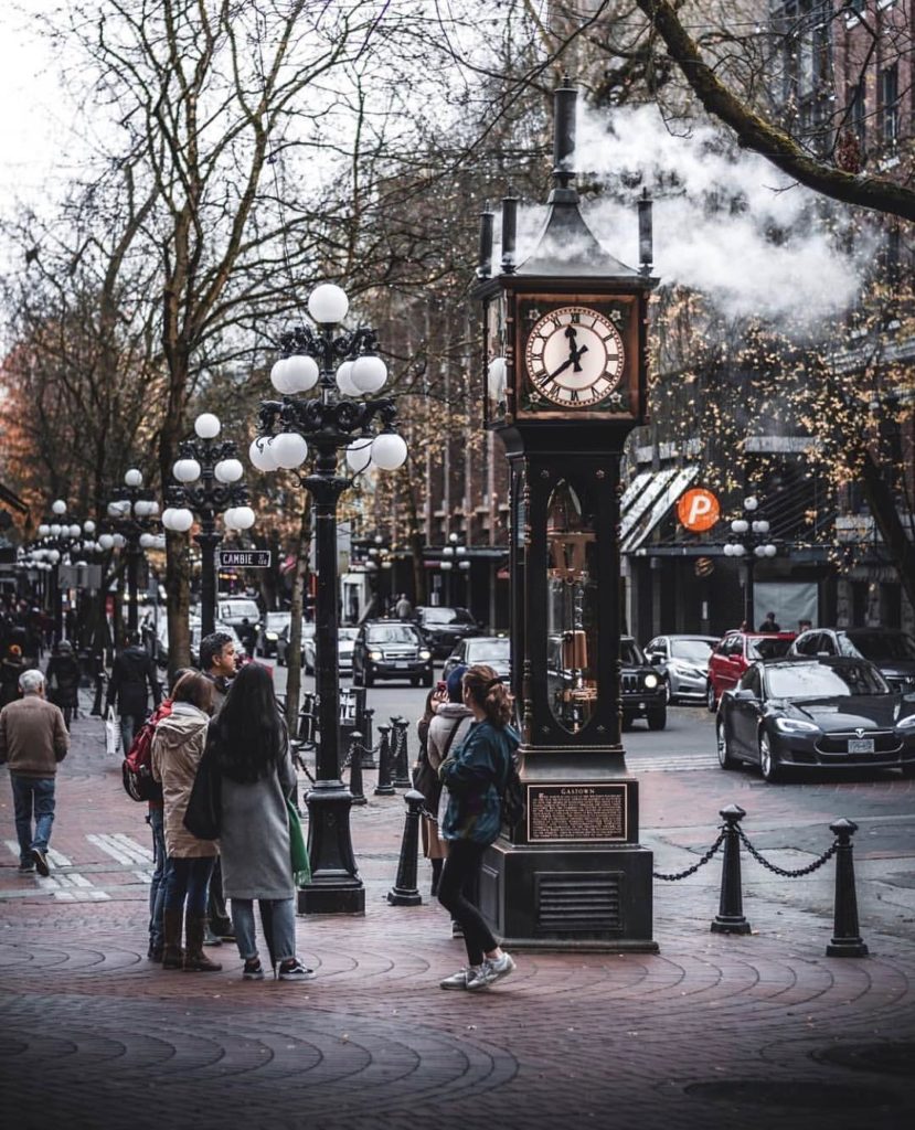 gastown steamclock Vancouver Gryphon